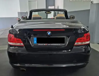 BMW 118 2011 - 15000 EUR, 126000 km - AUTO.MOTO.pt - 126000km - foto 9 de 23