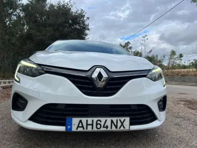 Renault Clio 2021 - 13750 EUR, 170210 km - 170210km - foto 17 de 41