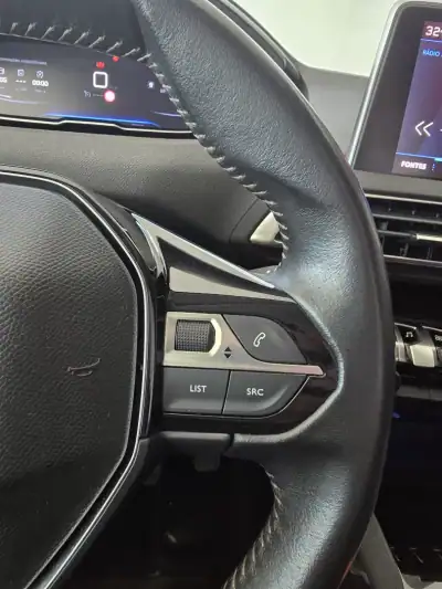 Peugeot 3008 2019 - 18640 EUR, 104863 km - AUTO.MOTO.pt - 104863km - foto 18 de 25