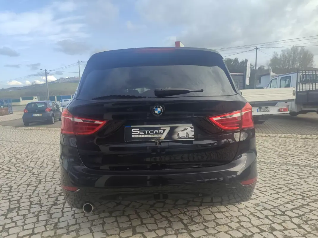 BMW 216 Gran Tourer 2018 - 18900 EUR, 103000 km - AUTO.MOTO.pt - 103000km - foto 6 de 26