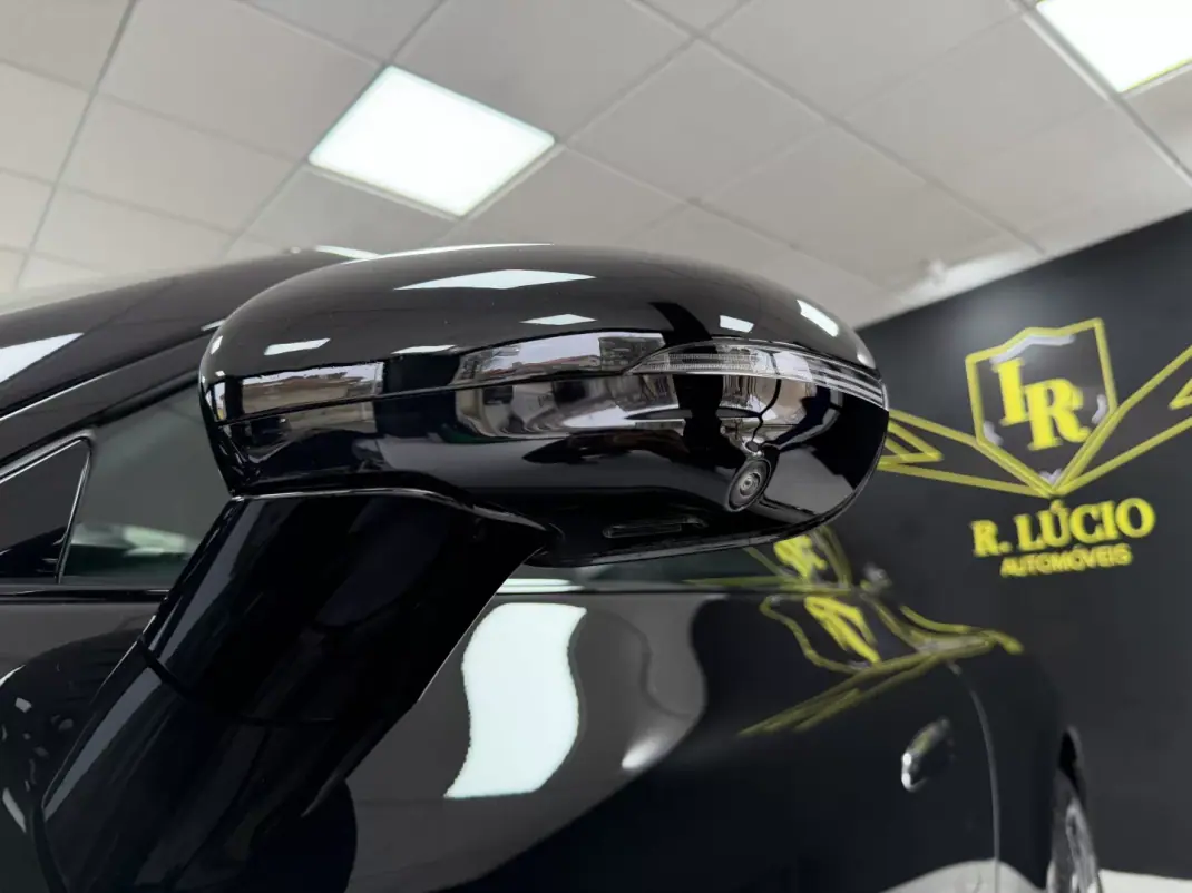 Mercedes-Benz AMG GT 2025 - 140000 EUR, 8886 km - AUTO.MOTO.pt - 8886km - foto 25 de 74