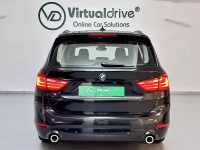 BMW 218 Gran Tourer 2018 - 14750 EUR, 148000 km - AUTO.MOTO.pt - 148000km - foto 8 de 54