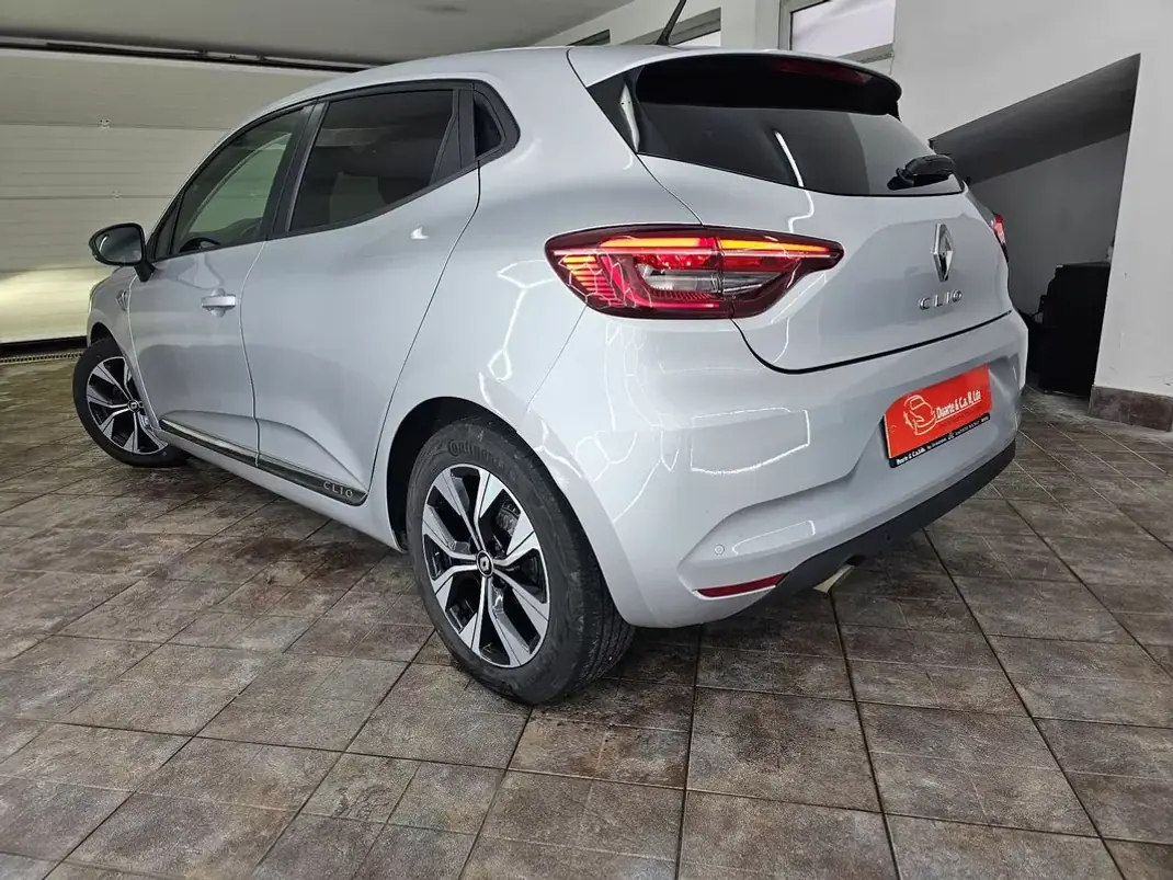Renault Clio 2022 - 13850 EUR, 153048 km - AUTO.MOTO.pt - 153048km - foto 7 de 17