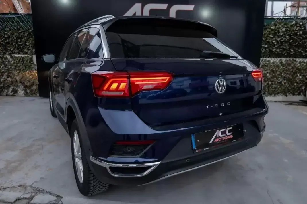Volkswagen T-Roc 2019 - 21900 EUR, 135000 km - AUTO.MOTO.pt - 135000km - foto 23 de 48