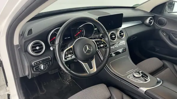 Mercedes-Benz C 300 2019 - 26990 EUR, 120000 km - AUTO.MOTO.pt - 120000km - foto 10 de 16