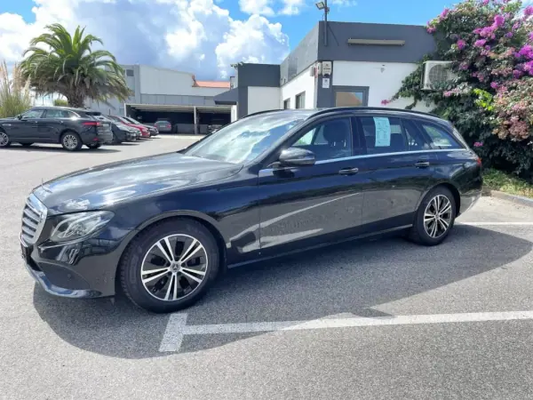 Mercedes-Benz CLE 200 2019 - 44900 EUR, 87420 km - AUTO.MOTO.pt - 87420km - foto 6 de 18