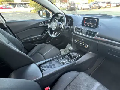 Mazda 5 2017 - 12500 EUR, 188077 km - AUTO.MOTO.pt - 188077km - foto 9 de 17