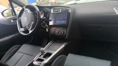 Citroën C4 2012 - 8900 EUR, 180000 km - AUTO.MOTO.pt - 180000km - foto 20 de 24