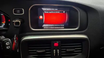 Volvo V40 Cross Country 2017 - 13990 EUR, 169554 km - AUTO.MOTO.pt - 169554km - foto 39 de 61