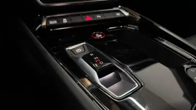 Audi e-tron GT 2022 - 57990 EUR, 59200 km - AUTO.MOTO.pt - 59200km - foto 24 de 28