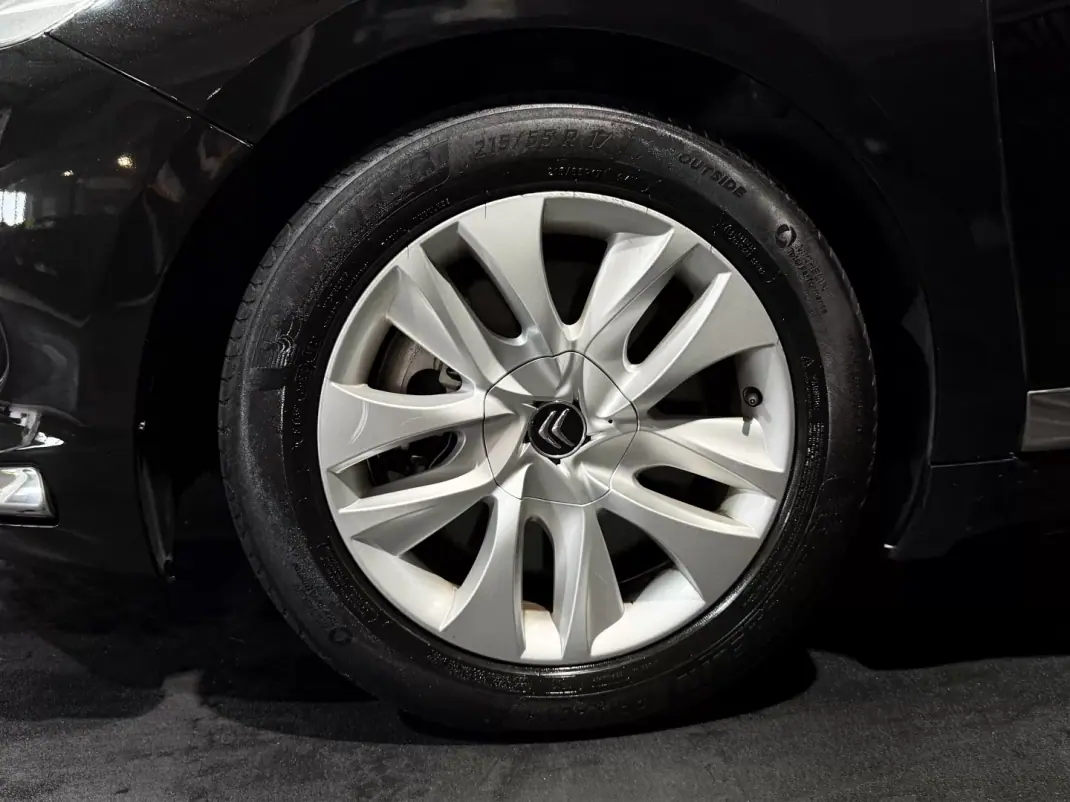 Citroën DS5 2014 - 12499 EUR, 165000 km - 165000km - foto 30 de 30