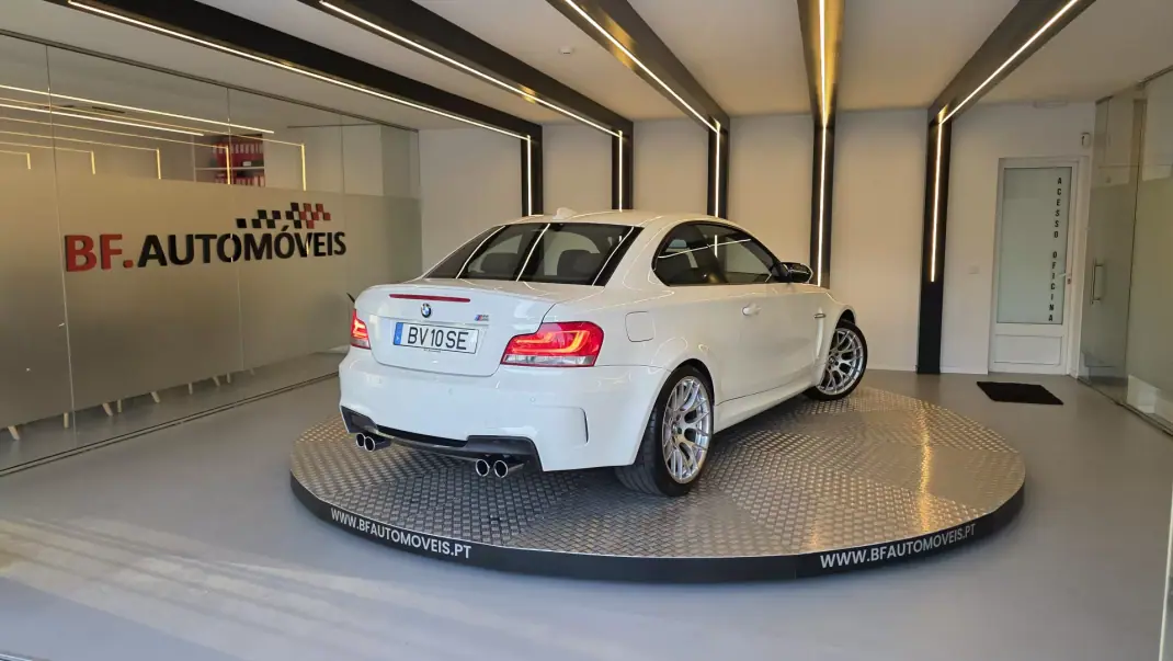 BMW 1M Coupe 2012 - 67500 EUR, 67790 km - AUTO.MOTO.pt - 67790km - foto 18 de 61