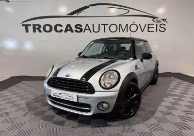 MINI 3 Portas 2010 - 8900 EUR, 211000 km - AUTO.MOTO.pt - 211000km - foto 2 de 33