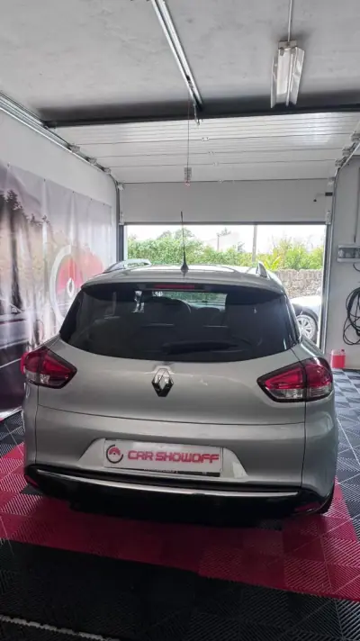 Renault Clio Sport Tourer 2019 - 9900 EUR, 178000 km - AUTO.MOTO.pt - 178000km - foto 6 de 12