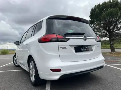 Opel Zafira 2015 - 9950 EUR, 177000 km - AUTO.MOTO.pt - 177000km - foto 7 de 9