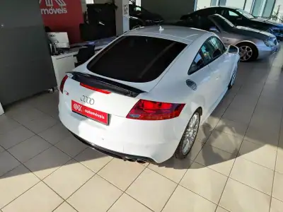 Audi TT Coupé 2009 - 21150 EUR, 115300 km - AUTO.MOTO.pt - 115300km - foto 12 de 35