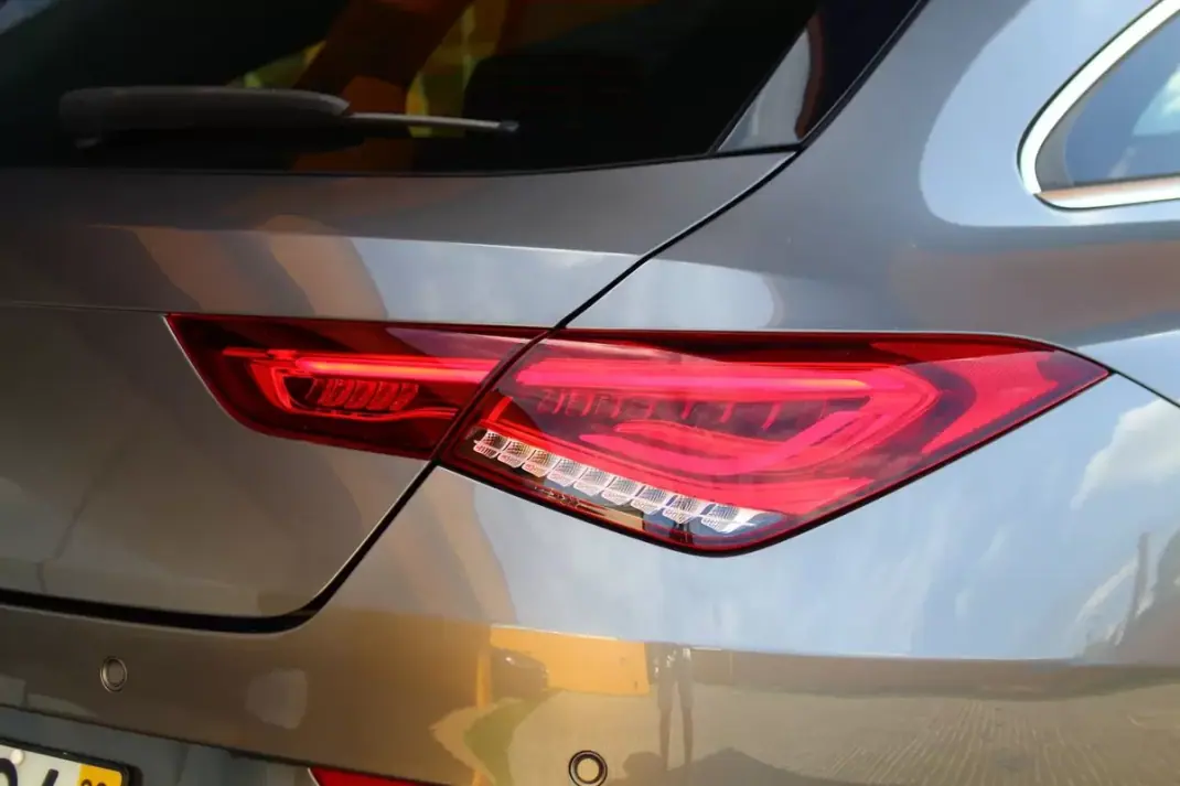 Mercedes-Benz CLA 180 2020 - 23250 EUR, 119000 km - 119000km - foto 7 de 28