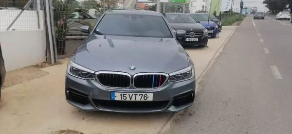 BMW 530e 2018 - 21800 EUR, 283050 km - AUTO.MOTO.pt - 283050km - foto 5 de 12