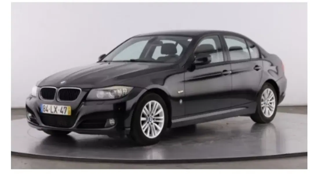 BMW 320 2011 - 12990 EUR, 195123 km - 195123km - foto 3 de 17