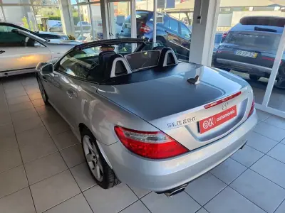 Mercedes-Benz SLK 250 2012 - 23500 EUR, 162600 km - AUTO.MOTO.pt - 162600km - foto 8 de 37
