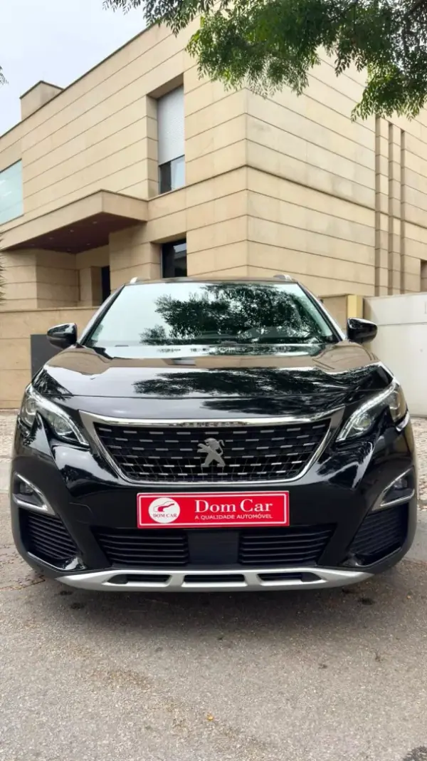 Peugeot 3008 1.2 PureTech Allure EAT8 2019 Petrol — 140 000 km Peugeot 3008 1.2 PureTech Allure EAT8 2019 Petrol