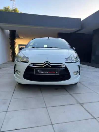 Citroën DS3 2013 - 10900 EUR, 135000 km - AUTO.MOTO.pt - 135000km - foto 2 de 31