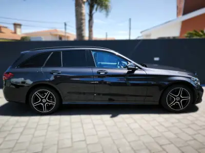 Mercedes-Benz C 300 2021 - 28950 EUR, 159000 km - AUTO.MOTO.pt - 159000km - foto 8 de 15