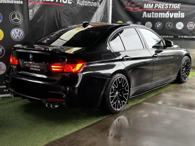 BMW 318 2014 - 18750 EUR, 237000 km - AUTO.MOTO.pt - 237000km - foto 14 de 40