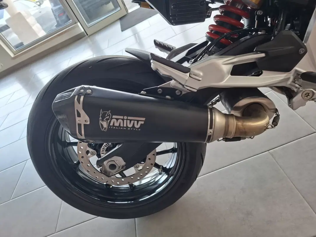 BMW F 900 R 2024 - 9750 EUR, 6500 km - AUTO.MOTO.pt - 6500km - foto 9 de 17