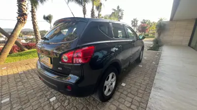 Nissan Qashqai 2008 - 5900 EUR, 305000 km - AUTO.MOTO.pt - 305000km - foto 5 de 11