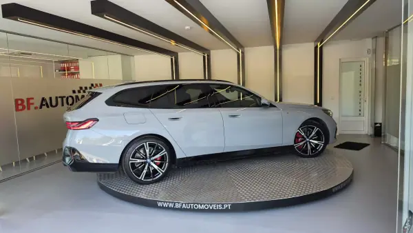 BMW i5 2024 - 52900 EUR, 121823 km - AUTO.MOTO.pt - 121823km - foto 7 de 57
