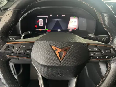 Cupra Formentor 2022 - 26900 EUR, 80652 km - AUTO.MOTO.pt - 80652km - foto 21 de 25