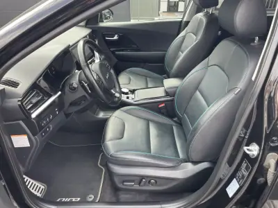 Kia e-Niro 2022 - 22250 EUR, 71631 km - AUTO.MOTO.pt - 71631km - foto 14 de 44
