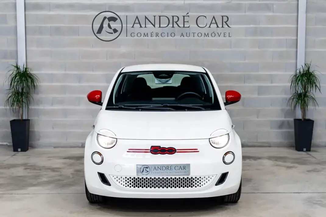 Fiat 500e 2022 - 13950 EUR, 16970 km - AUTO.MOTO.pt - 16970km - foto 3 de 47
