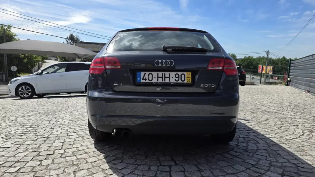 Audi A3 Sportback 2009 - 12990 EUR, 176000 km - AUTO.MOTO.pt - 176000km - foto 5 de 25