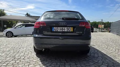 Audi A3 Sportback 2009 - 12990 EUR, 176000 km - AUTO.MOTO.pt - 176000km - foto 5 de 25