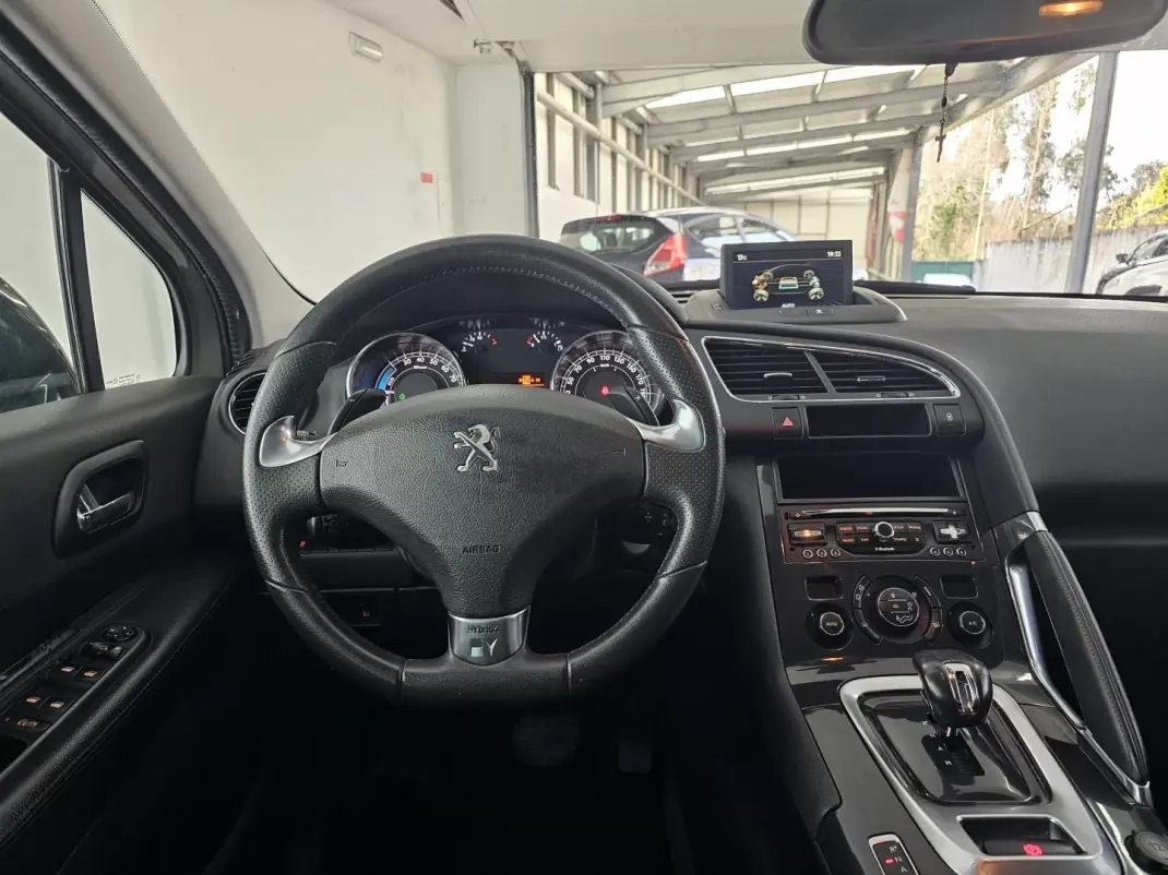Peugeot 3008 2013 - 10990 EUR, 238991 km - AUTO.MOTO.pt - 238991km - foto 18 de 26