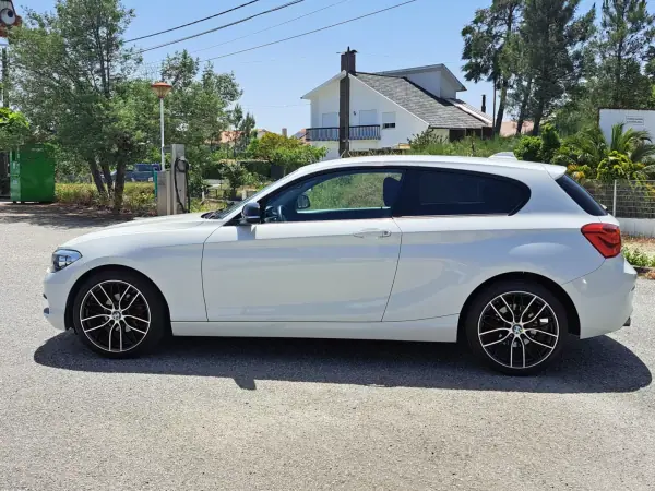 BMW 114 2015 - 11950 EUR, 244189 km - AUTO.MOTO.pt - 244189km - foto 10 de 48