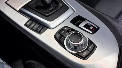 BMW Z4 2011 - 29990 EUR, 117000 km - 117000km - foto 43 de 57
