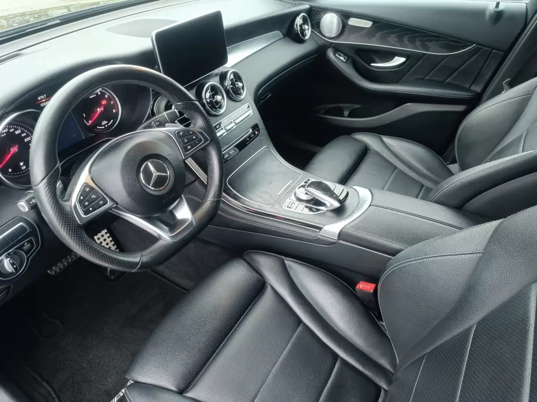 Mercedes-Benz GLC 350 2018 - 44900 EUR, 106000 km - AUTO.MOTO.pt - 106000km - foto 28 de 42