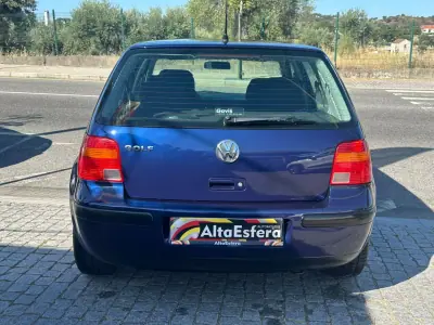 Volkswagen Golf 2000 - 4900 EUR, 199054 km - AUTO.MOTO.pt - 199054km - foto 5 de 27