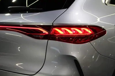 Mercedes-Benz EQE 2025 - 58900 EUR, 25000 km - AUTO.MOTO.pt - 25000km - foto 13 de 42