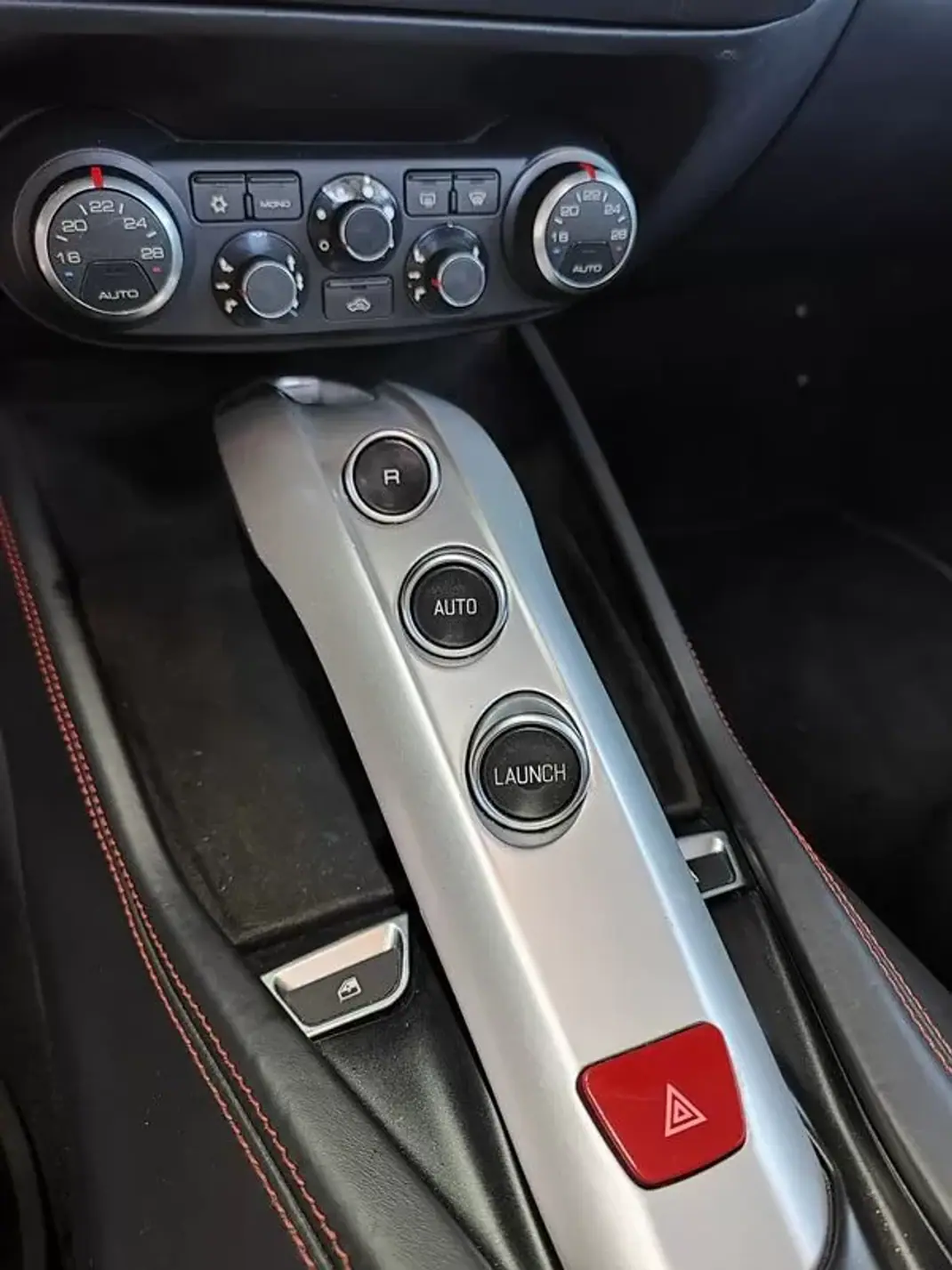 Ferrari California 2016 - 157000 EUR, 73000 km - AUTO.MOTO.pt - 73000km - foto 43 de 56