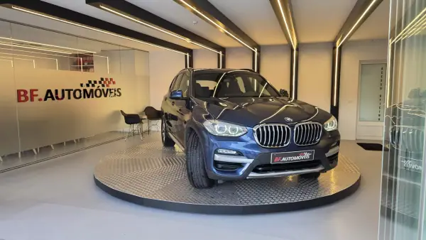 BMW X3 2018 - 26900 EUR, 209342 km - AUTO.MOTO.pt - 209342km - foto 9 de 65