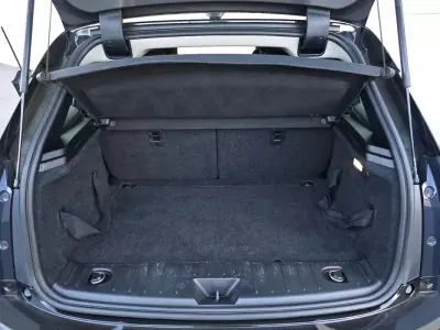 BMW i3 2019 - 12500 EUR, 216000 km - AUTO.MOTO.pt - 216000km - foto 33 de 35