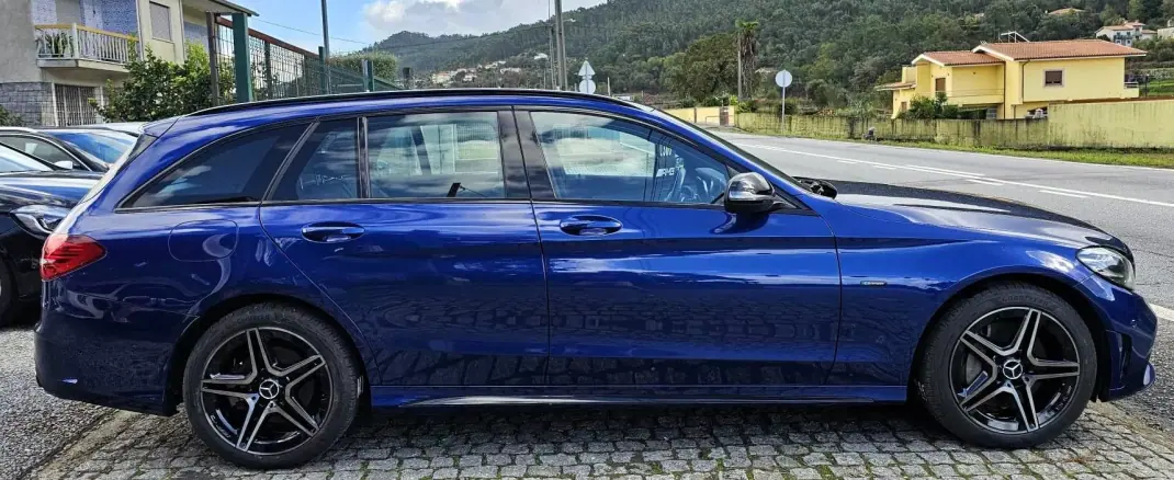 Mercedes-Benz C 300 2020 - 41500 EUR, 94000 km - AUTO.MOTO.pt - 94000km - foto 20 de 46