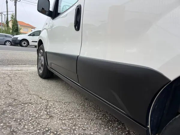 Fiat Fiorino 2021 - 8990 EUR, 145431 km - AUTO.MOTO.pt - 145431km - foto 14 de 15