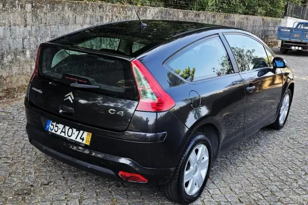 Citroën C4 1.4 16V VTR Pack 2005 Gasolina