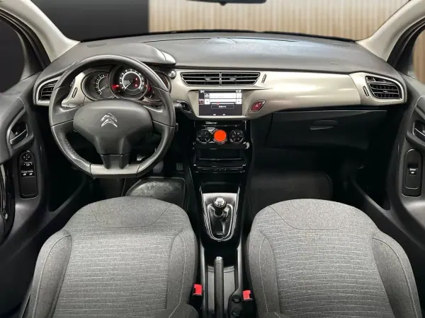 Citroën C3 2016 - 7800 EUR, 87945 km - AUTO.MOTO.pt - 87945km - foto 9 de 18