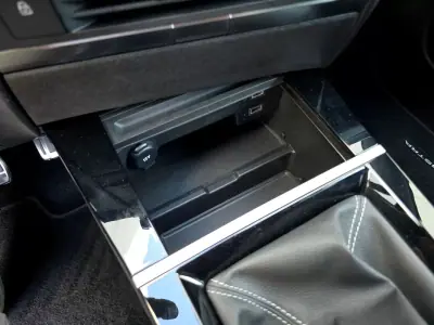 Opel Astra 2023 - 19900 EUR, 16940 km - AUTO.MOTO.pt - 16940km - foto 26 de 39